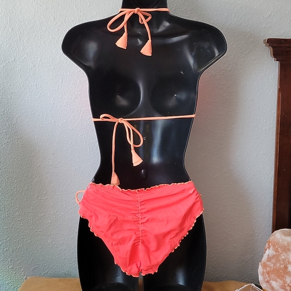 Victoria's Secret Cheeky Bikini set - Picture 3 of 4